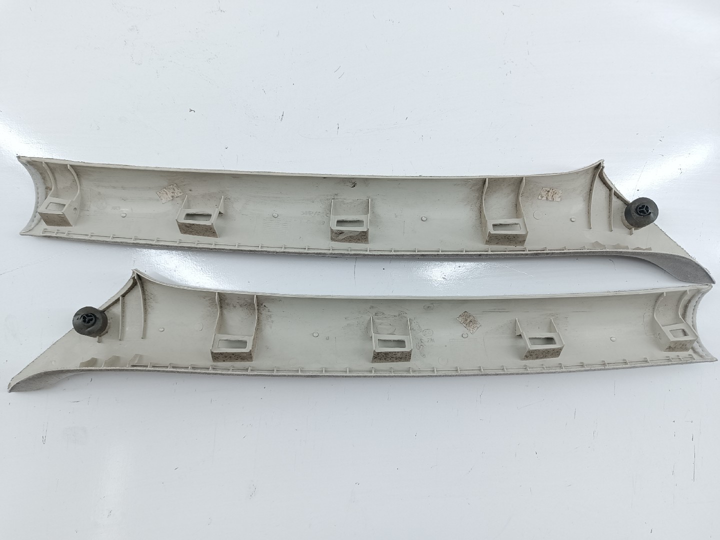 Moldura de pilar A VOLKSWAGEN GOLF IV (1J1) | 97 - 07