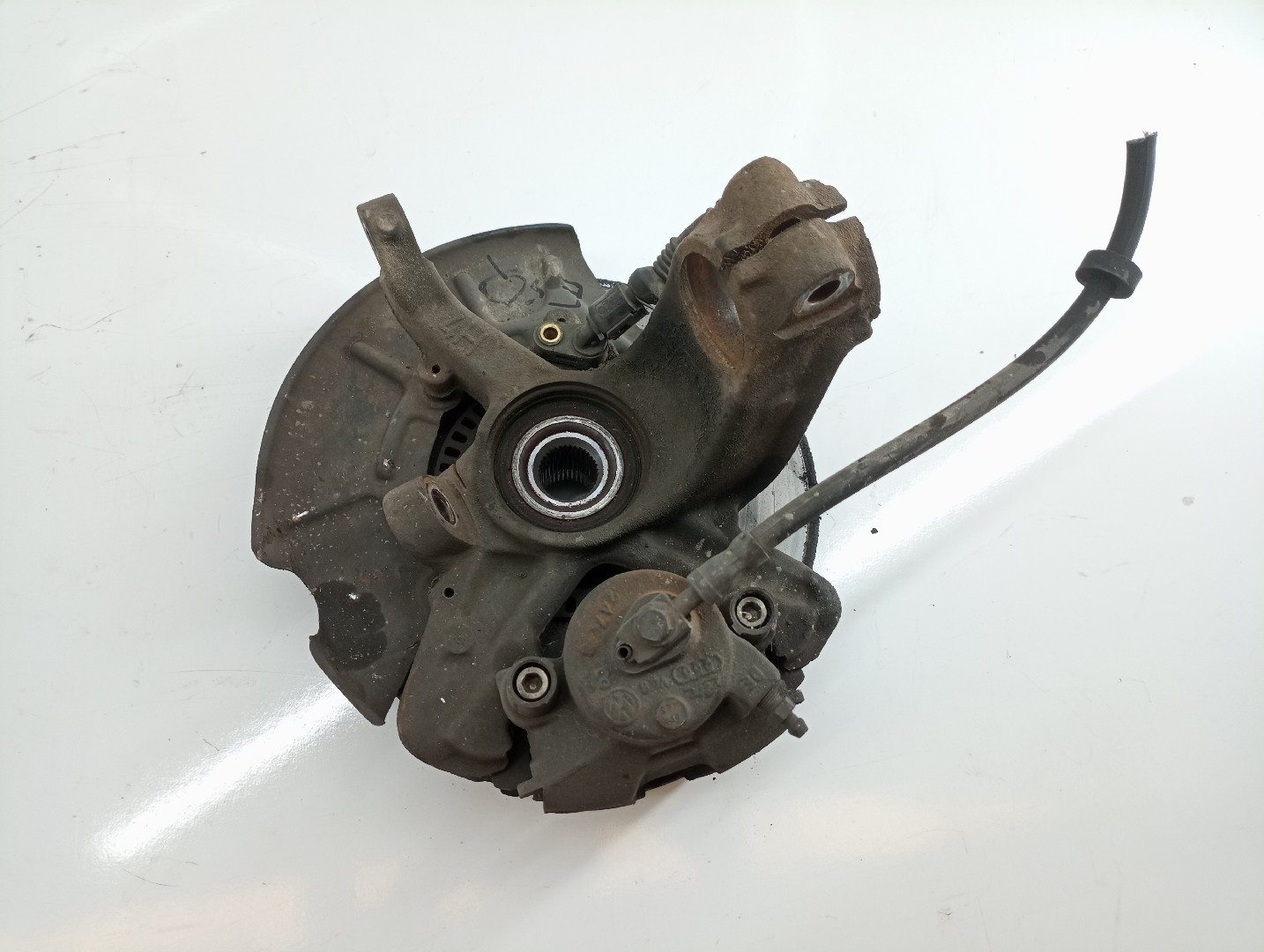 Manga de eixo frente esquerda VOLKSWAGEN GOLF IV (1J1) | 97 - 07