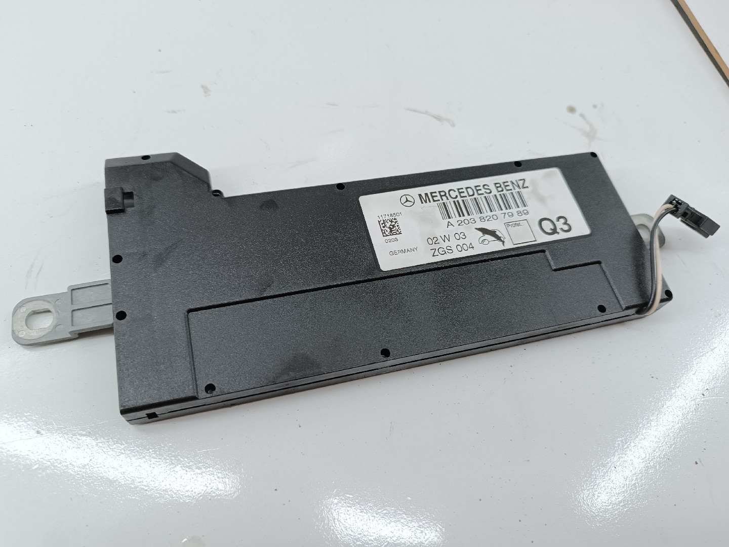 Módulo de antena digital MERCEDES-BENZ C-CLASS T-Model (S203) | 01 - 07 Imagem-2