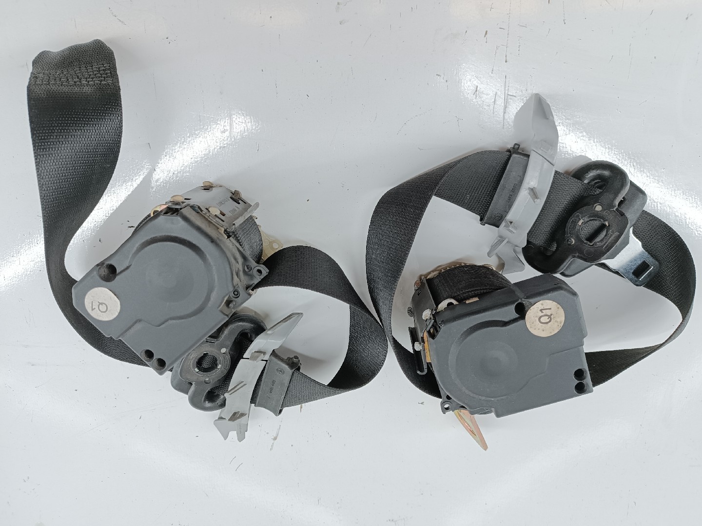 Cintos traseiros MERCEDES-BENZ C-CLASS T-Model (S203) | 01 - 07 Imagem-1