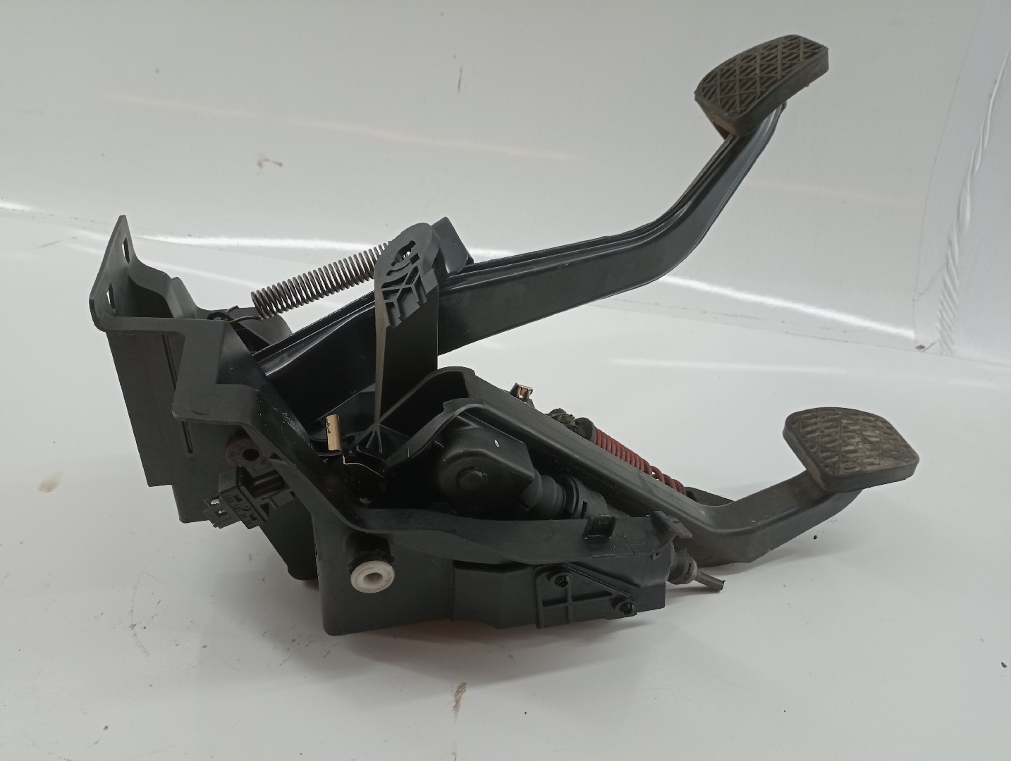 CONJUNTO DE PEDAIS MERCEDES-BENZ C-CLASS T-Model (S203) | 01 - 07 Imagem-3