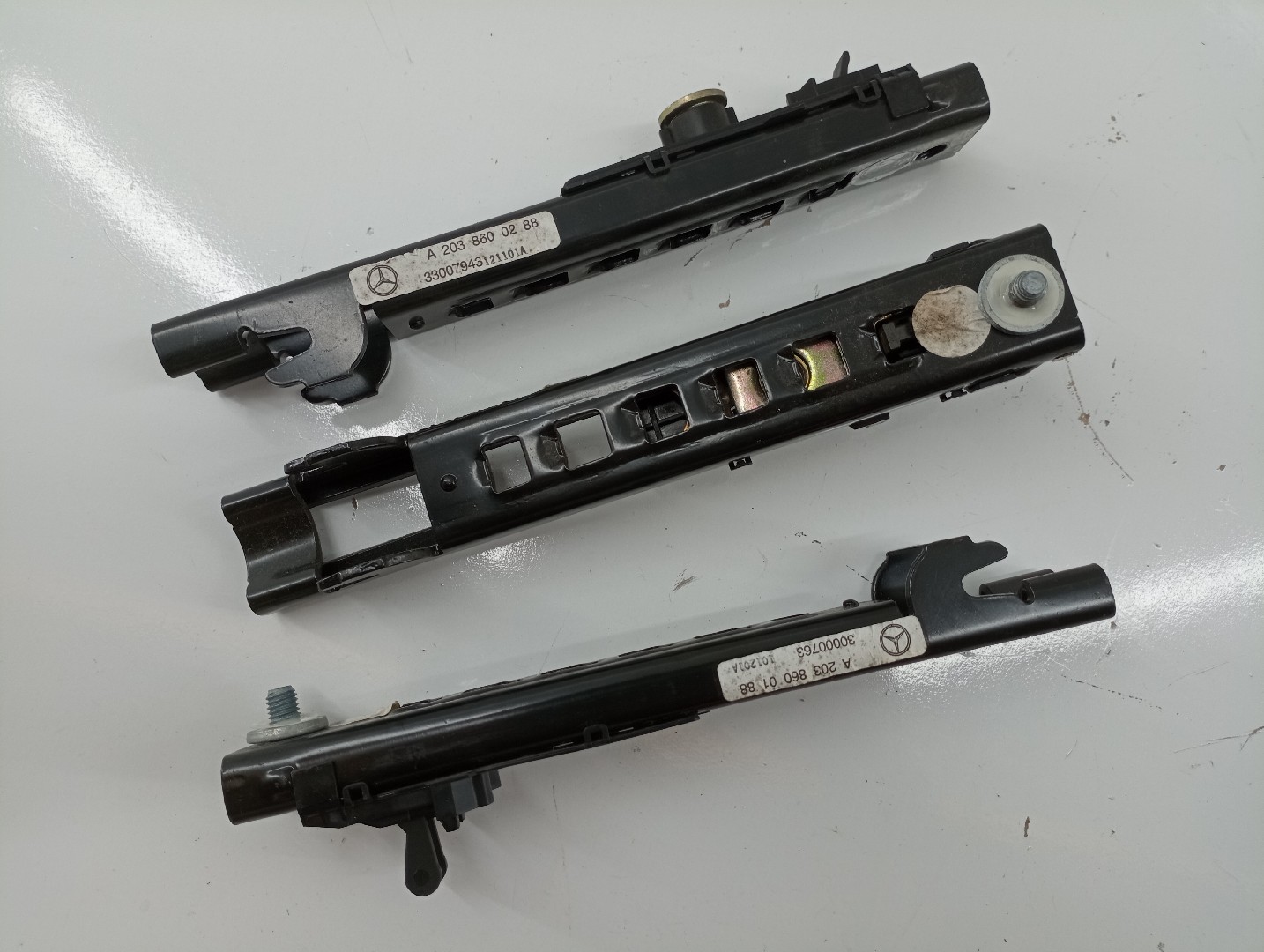 Regulador de altura de cinto MERCEDES-BENZ C-CLASS T-Model (S203) | 01 - 07