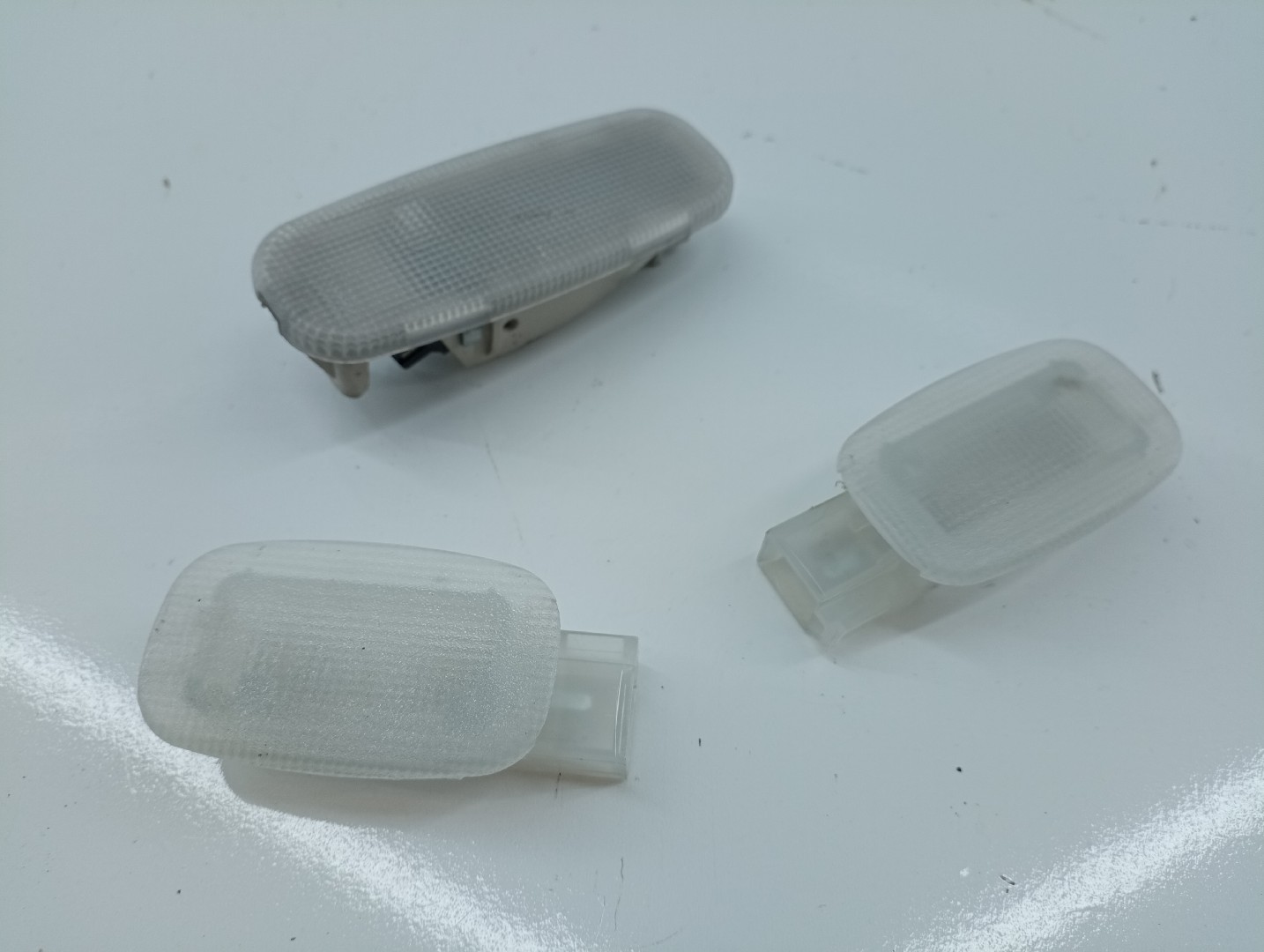 Luz de cortesia MERCEDES-BENZ C-CLASS T-Model (S203) | 01 - 07 Imagem-3