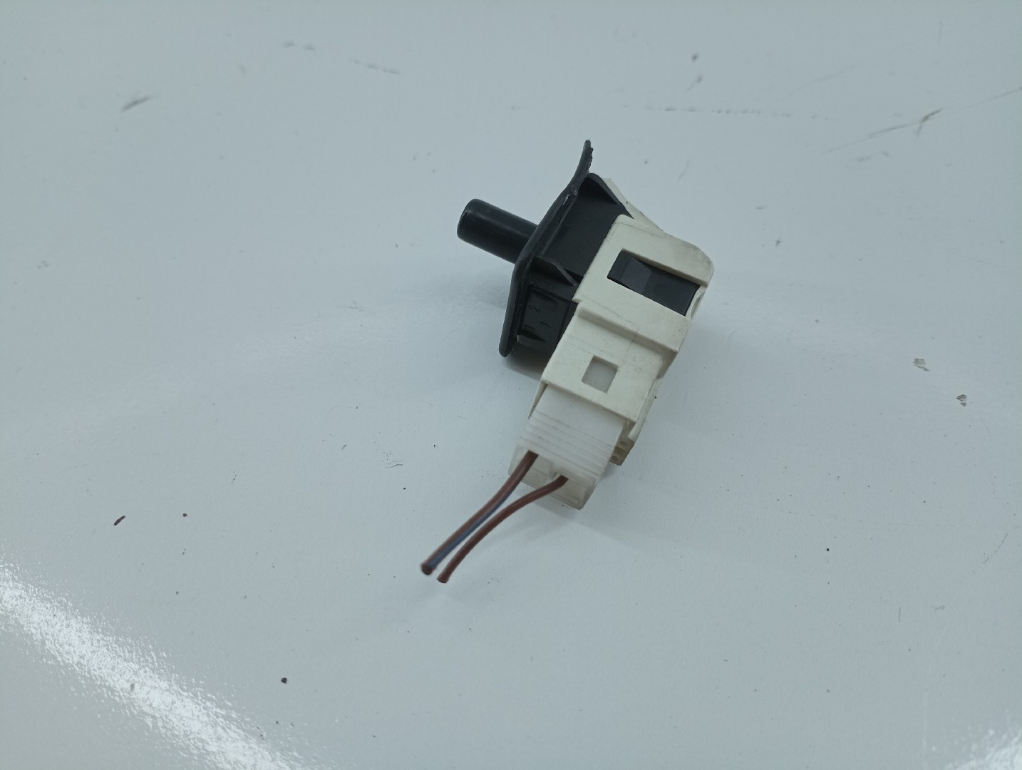 Sensor eletrónico MERCEDES-BENZ C-CLASS T-Model (S203) | 01 - 07 Imagem-2