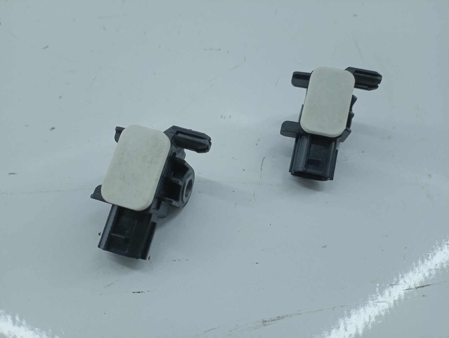 Sensor de Impacto NISSAN LEAF (ZE0) | 10 - 