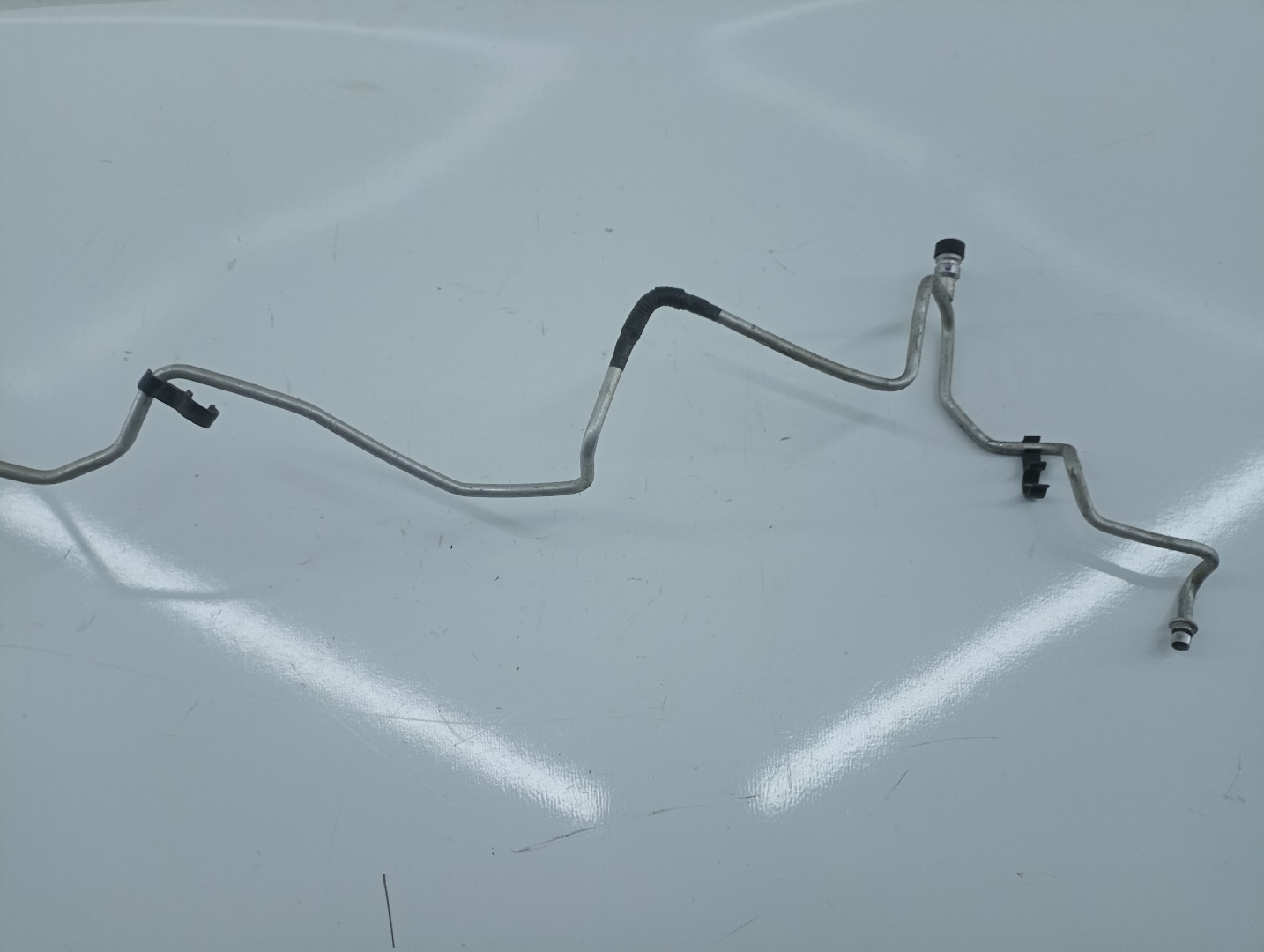 Tubo de Ar condicionado NISSAN LEAF (ZE0) | 10 -  Imagem-3