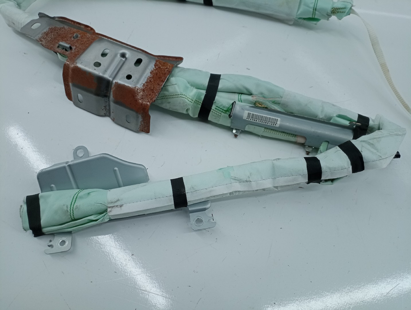 Cortina de airbag direita NISSAN LEAF (ZE0) | 10 -  Imagem-1