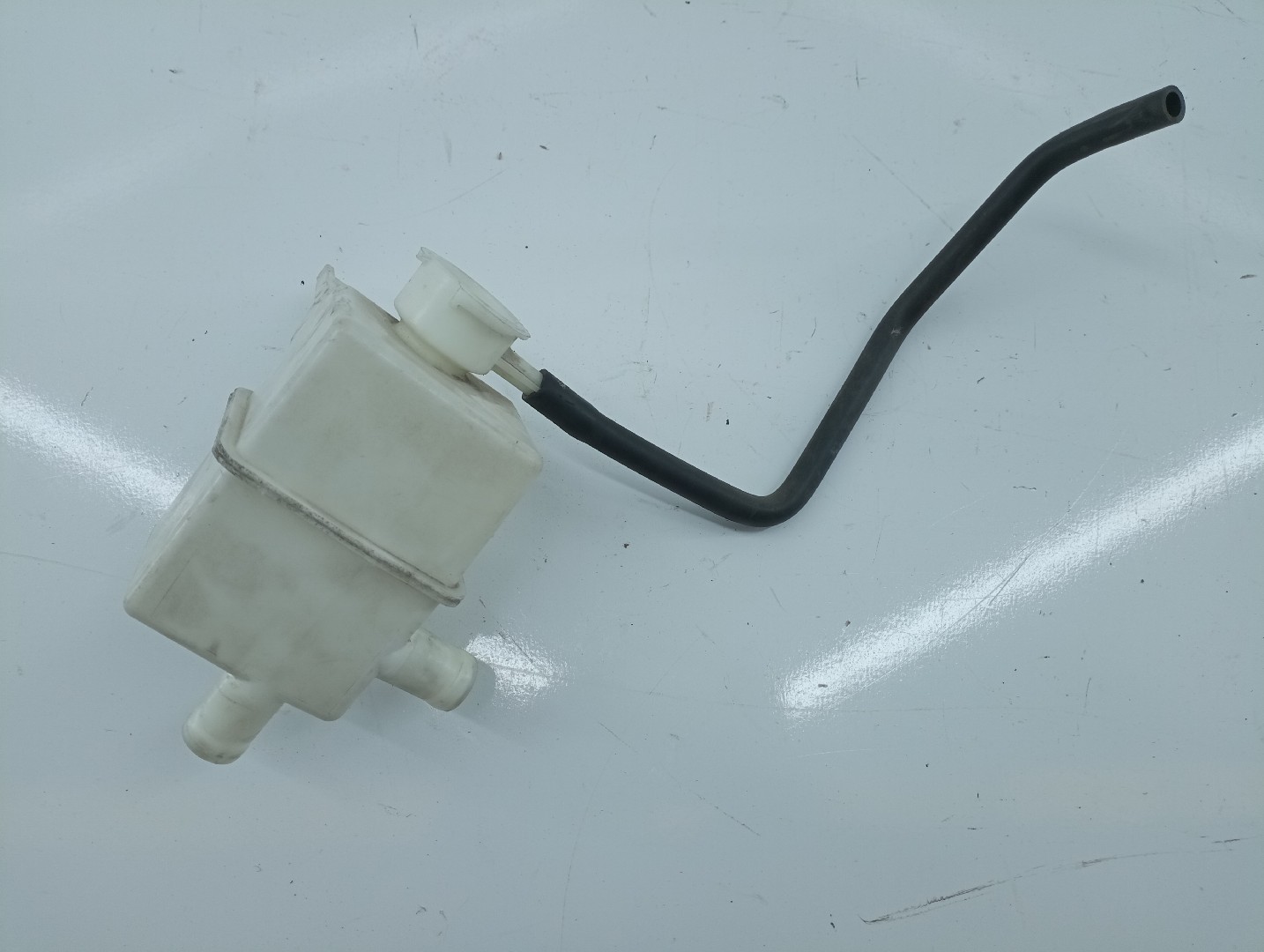 Depósito de expansão NISSAN LEAF (ZE0) | 10 - 