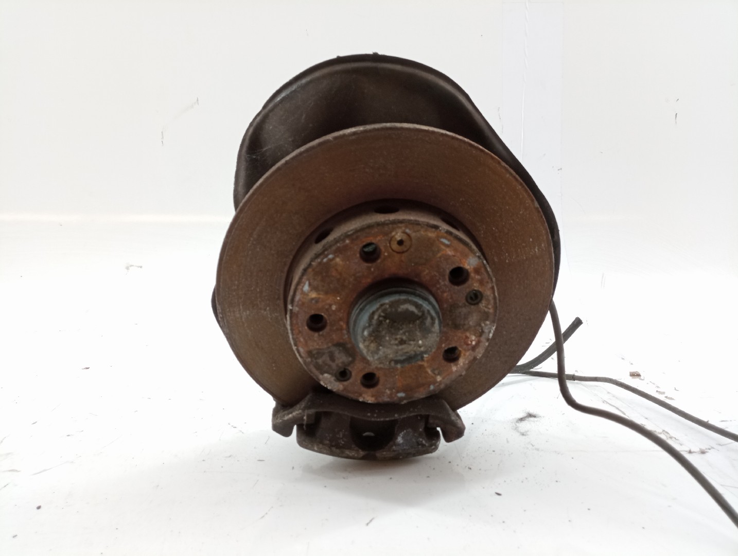 Manga de eixo frente esquerda MERCEDES-BENZ 190 (W201) | 82 - 93 Imagem-1