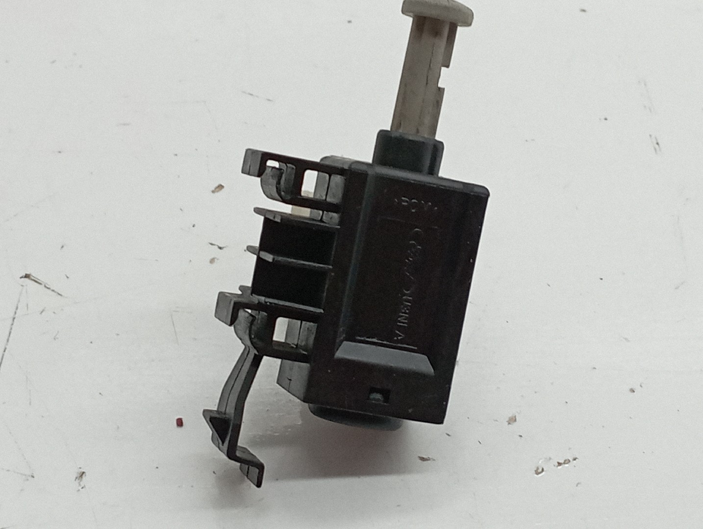 Botão de luz de travão FORD FIESTA VI (CB1, CCN) | 08 - 