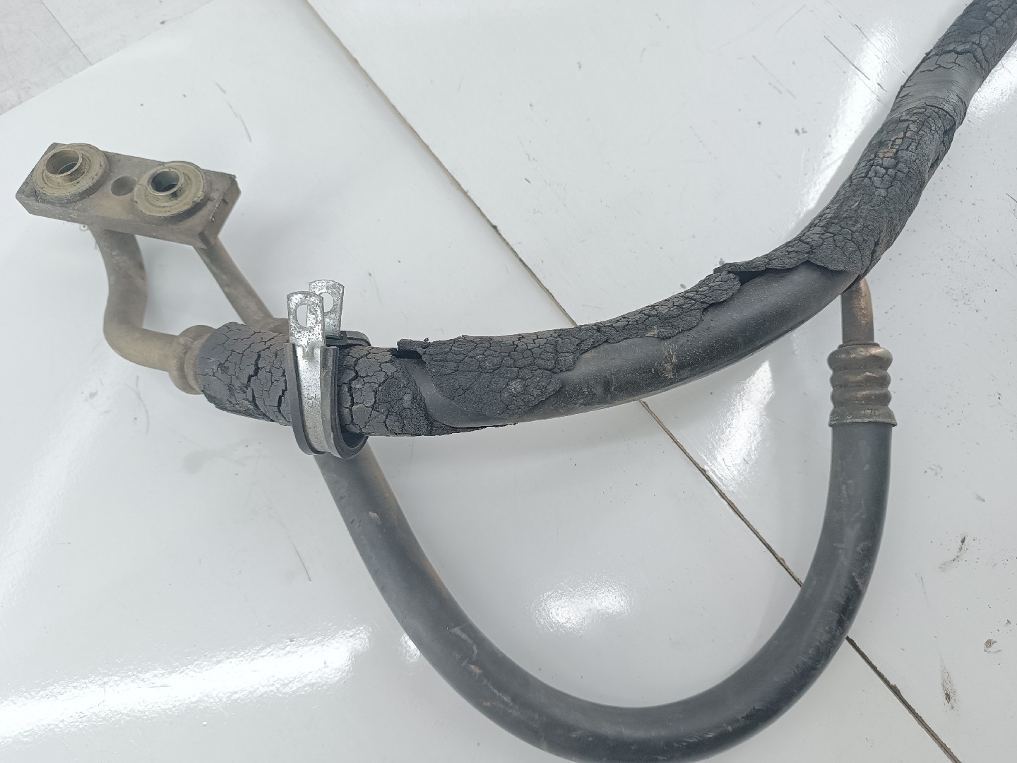 Tubo de Ar Condicionado VOLVO 440 K (445) | 88 - 96 Imagem-1