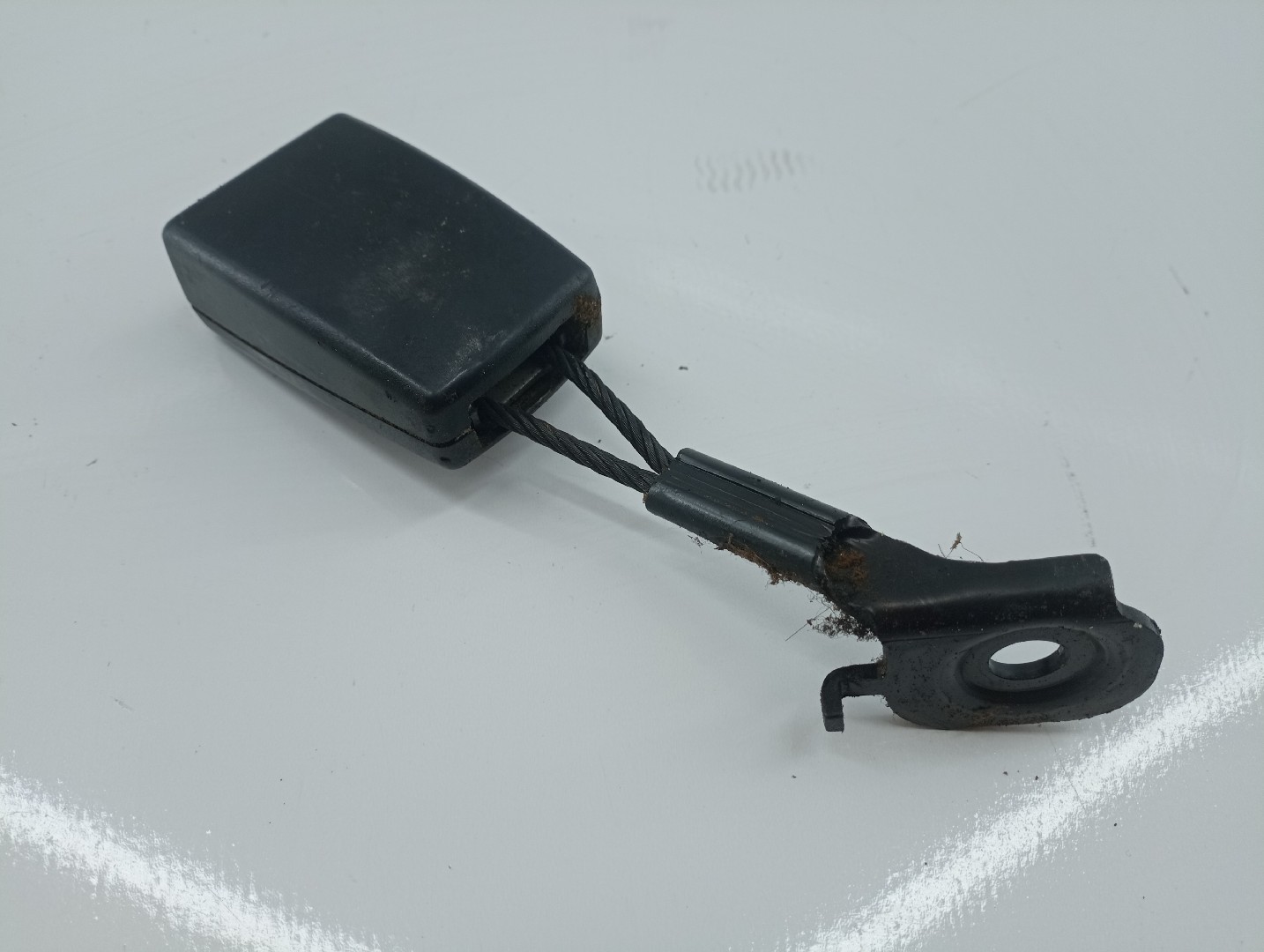Encaixe cinto traseiro MERCEDES-BENZ E-CLASS T-Model (S211) | 03 - 09 Imagem-1