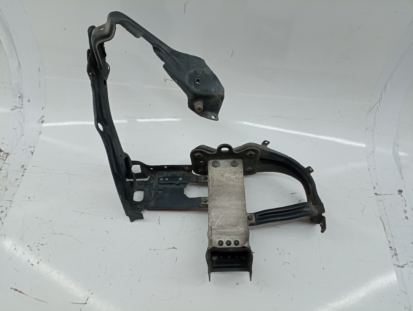 Reforço do para-choques Frente MERCEDES-BENZ E-CLASS T-Model (S211) | 03 - 09 Imagem-3