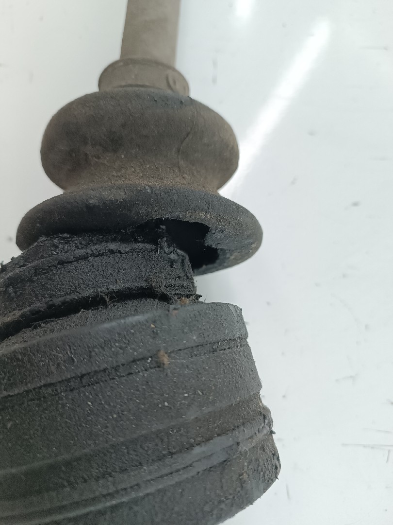 Transmissão Tras Direito MERCEDES-BENZ 190 (W201) | 82 - 93 Imagem-1