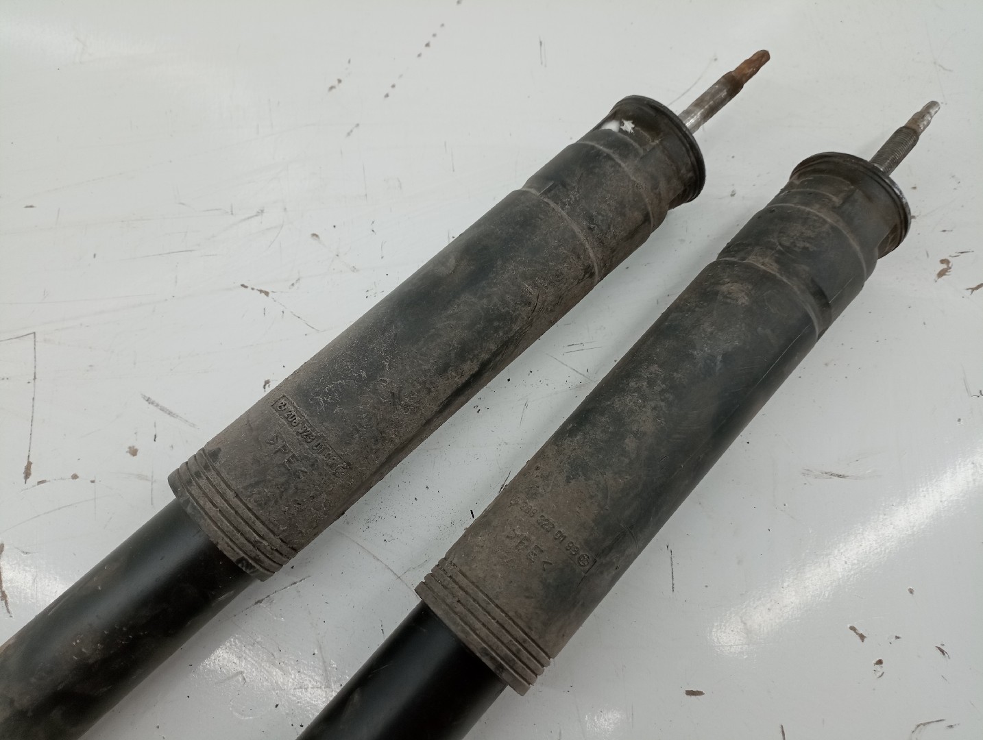 Amortecedores traseiros MERCEDES-BENZ C-CLASS T-Model (S203) | 01 - 07 Imagem-1