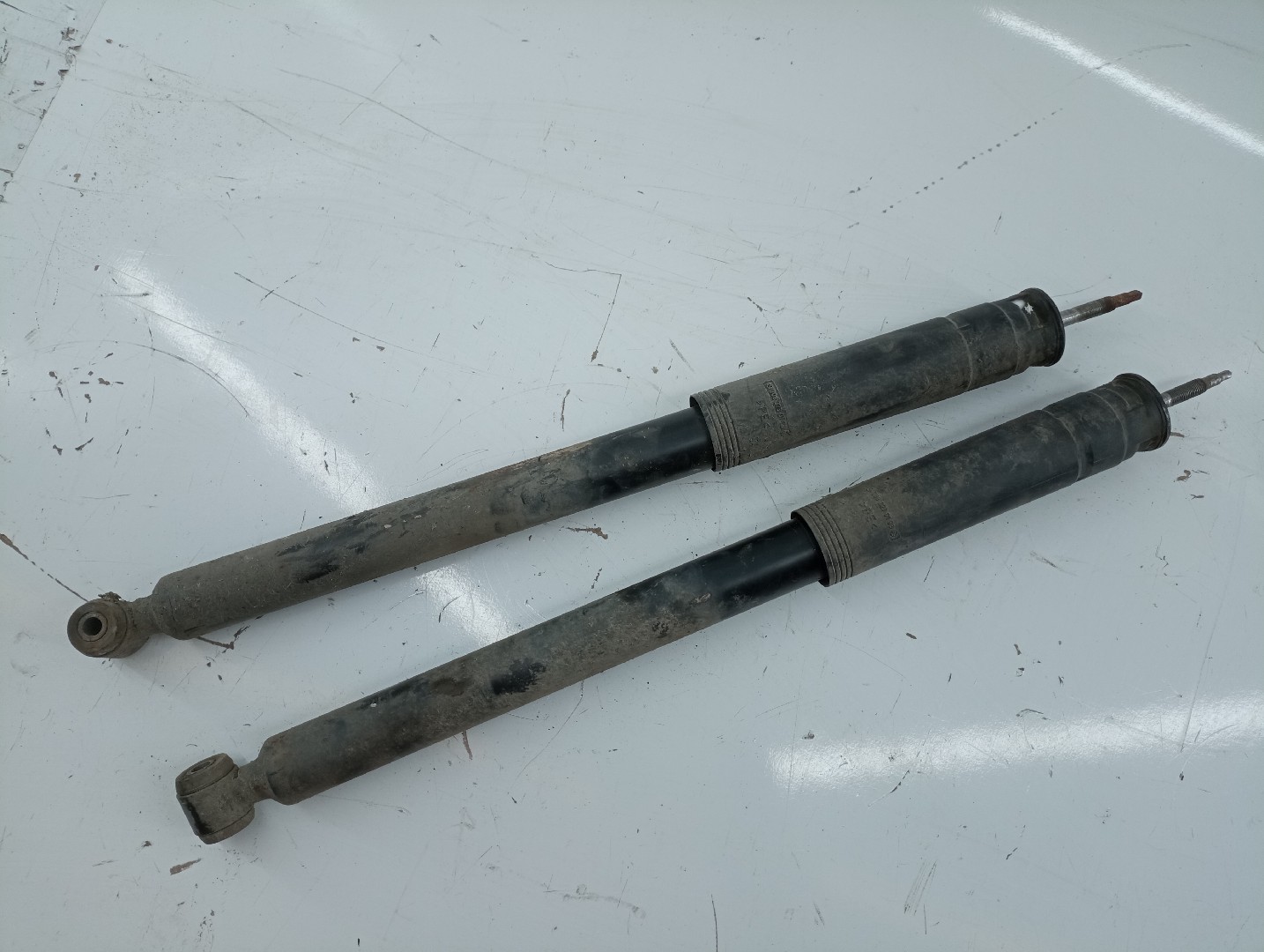 Amortecedores traseiros MERCEDES-BENZ C-CLASS T-Model (S203) | 01 - 07 Imagem-3