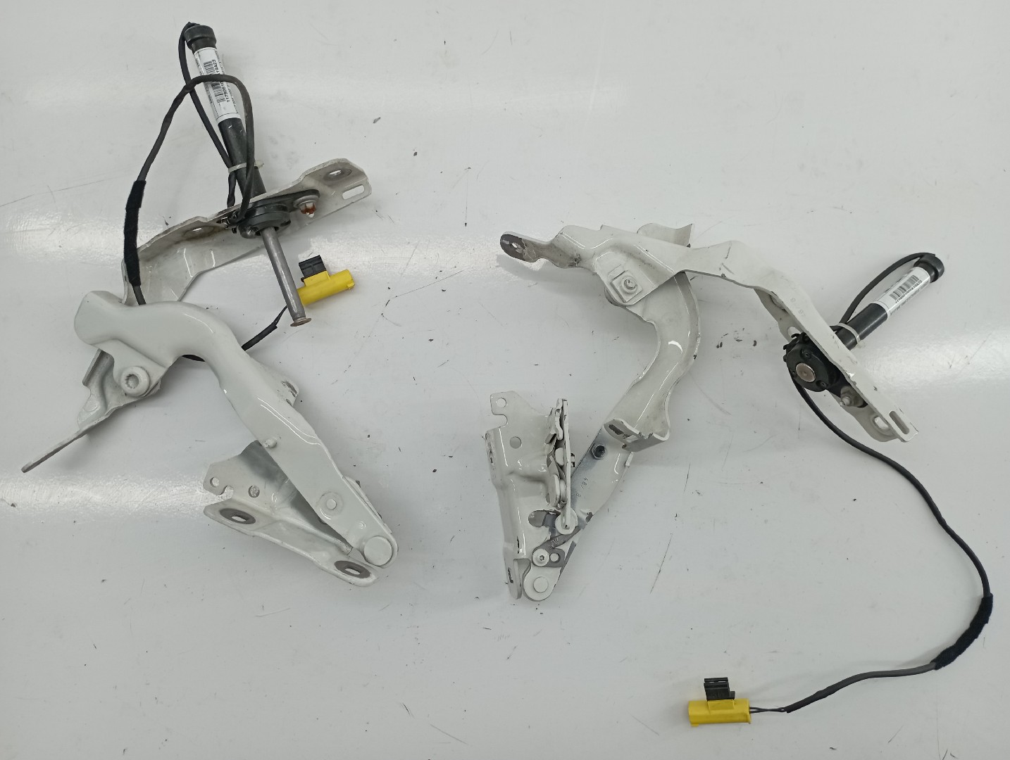 Dobradiças Capot MERCEDES-BENZ CLA Coupé (C117) | 13 - 19