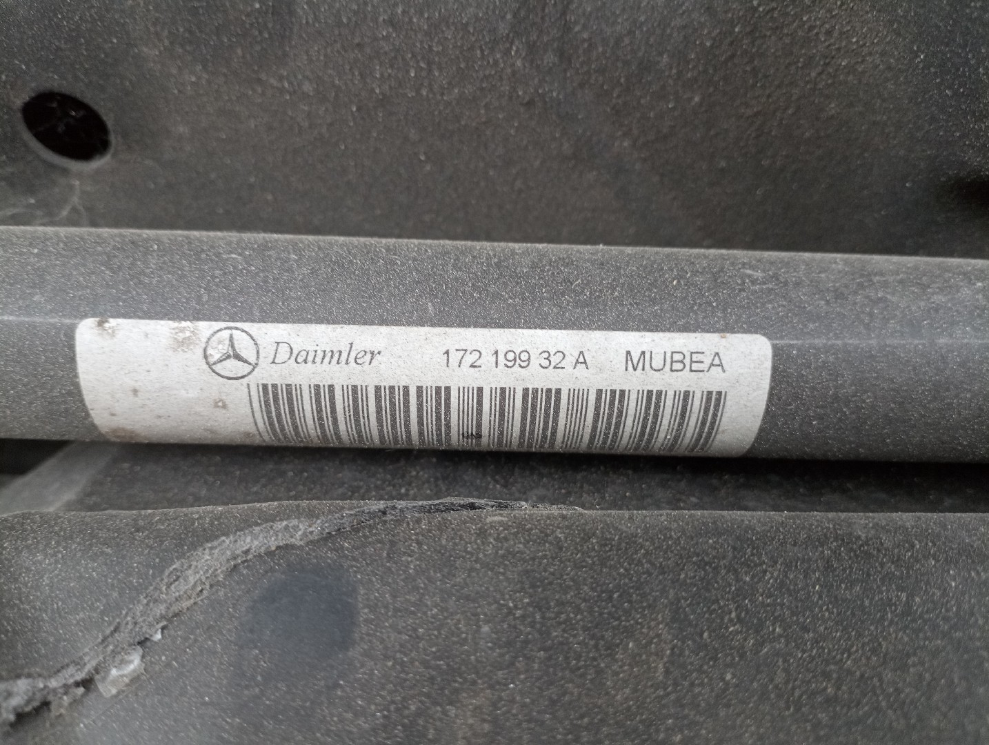 Charriot MERCEDES-BENZ CLA Shooting Brake (X117) | 15 - 19 Imagem-2