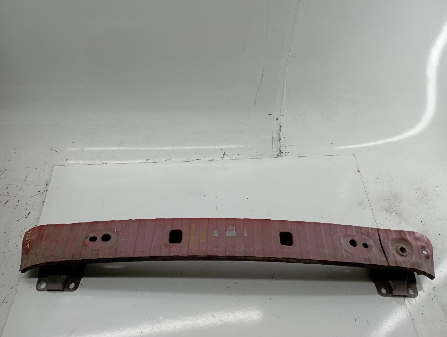 Reforço de para-choques traseiro VOLVO C30 (533) | 06 - 13