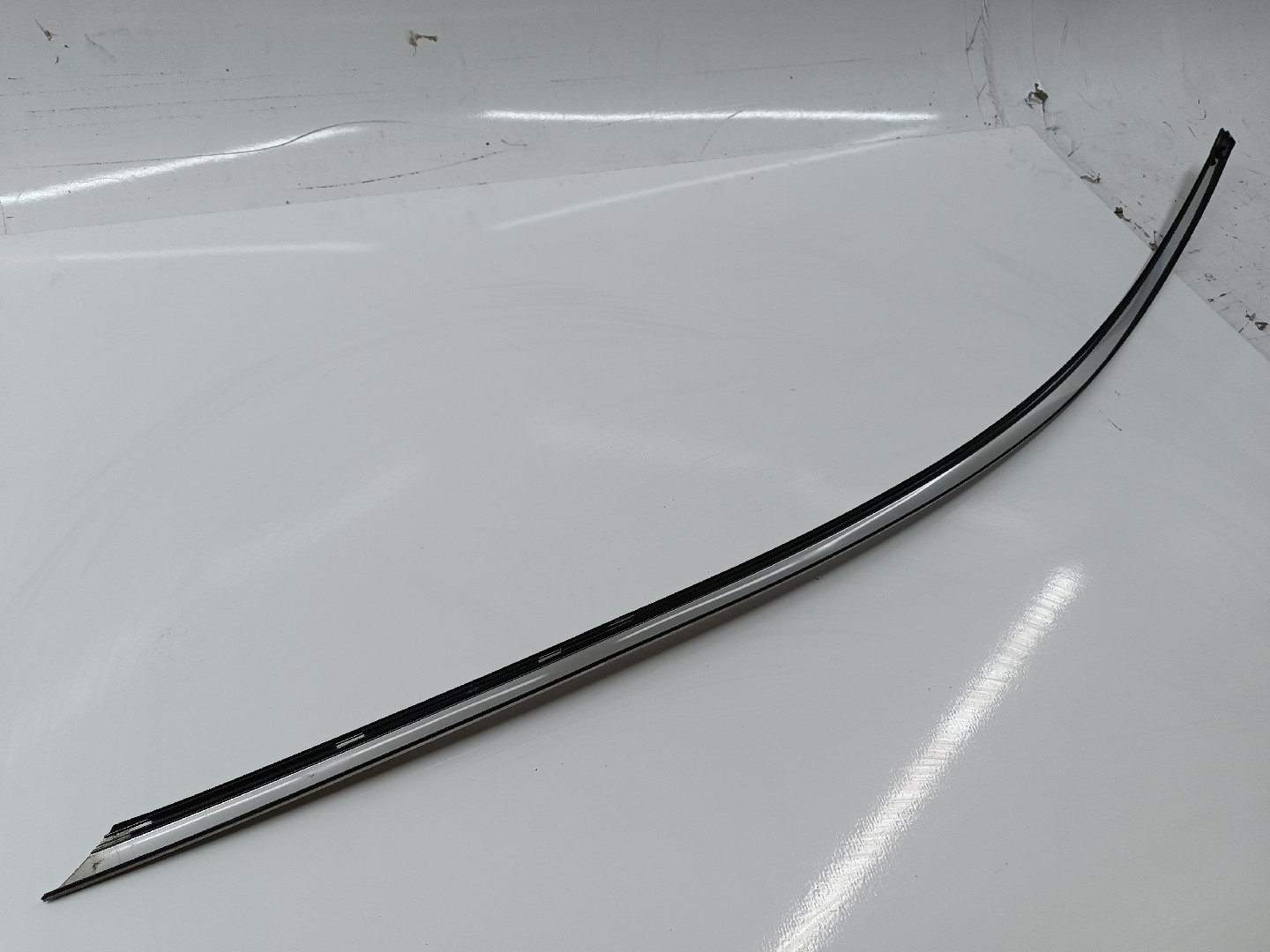 Friso porta Frente esquerda MAZDA 6 Hatchback (GH) | 07 - 13 Imagem-3