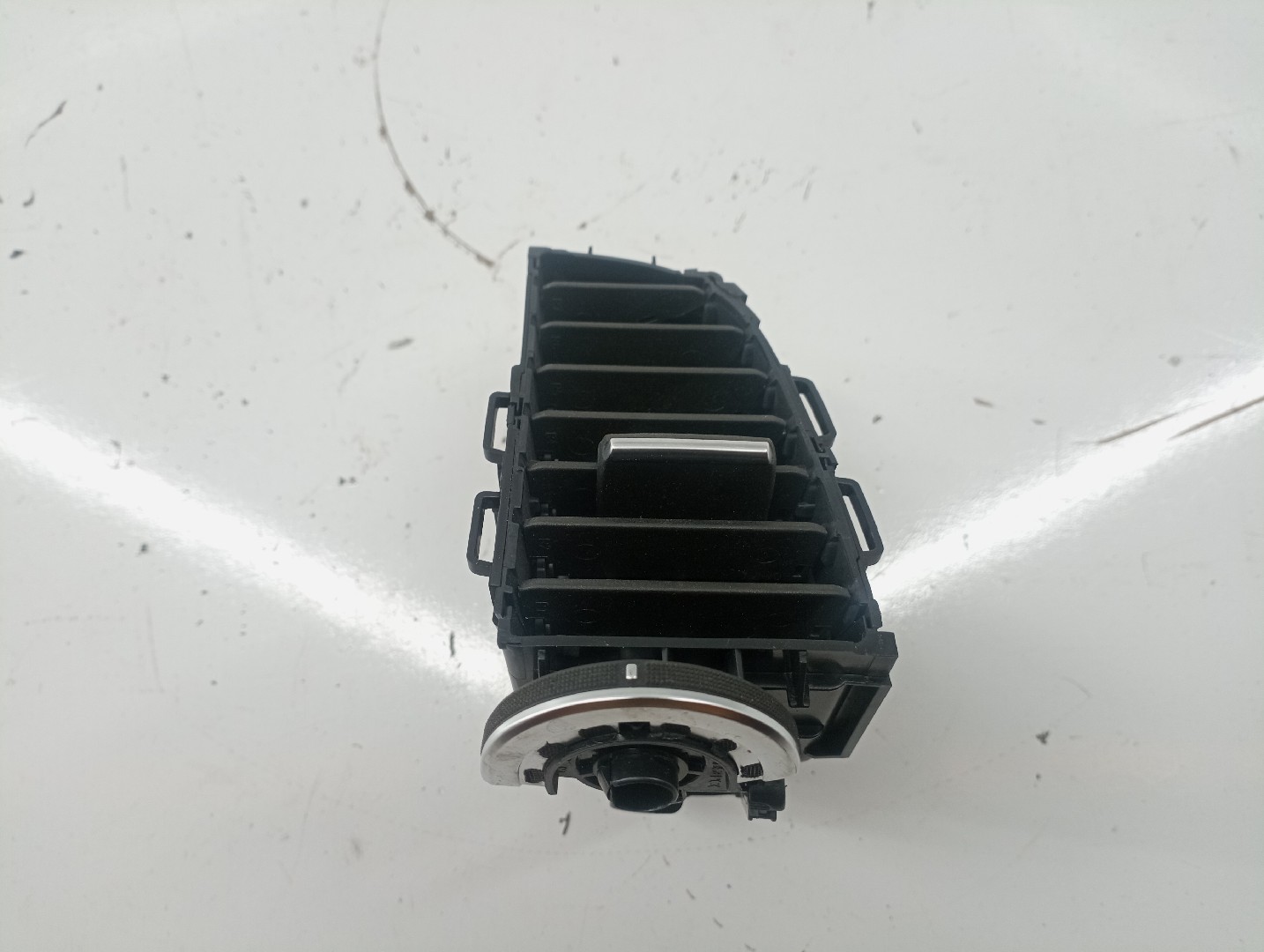 Difusor de ar central RENAULT MEGANE IV três volumes | 16 -  Imagem-6
