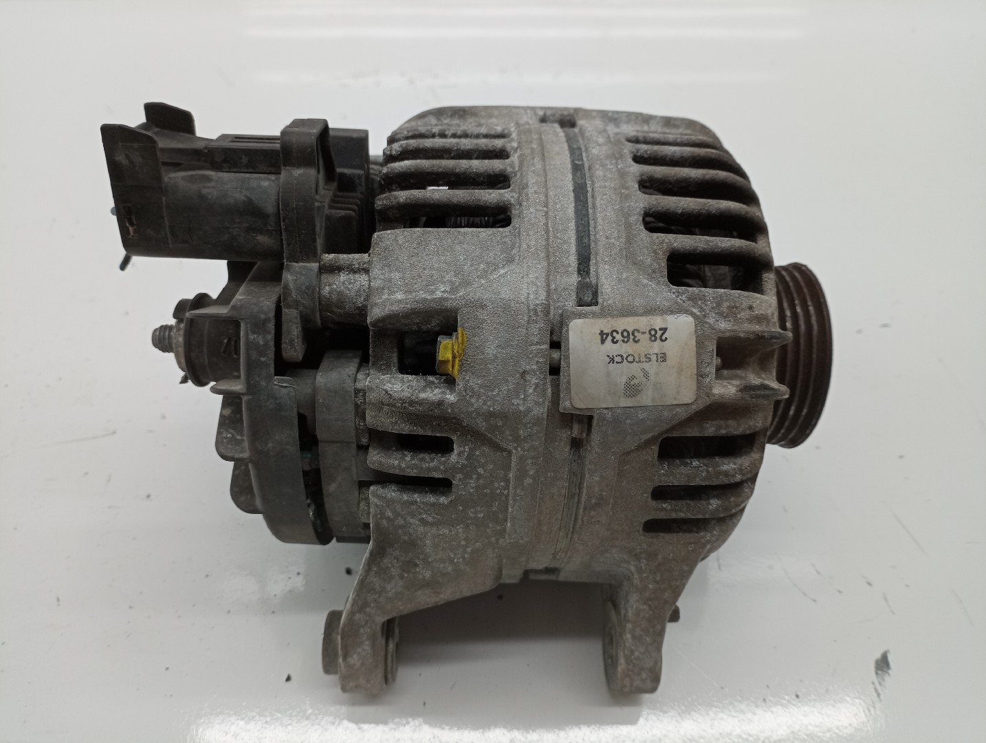 Alternador MITSUBISHI SPACE STAR Veículo multiuso (DG_A) | 98 - 04 Imagem-4