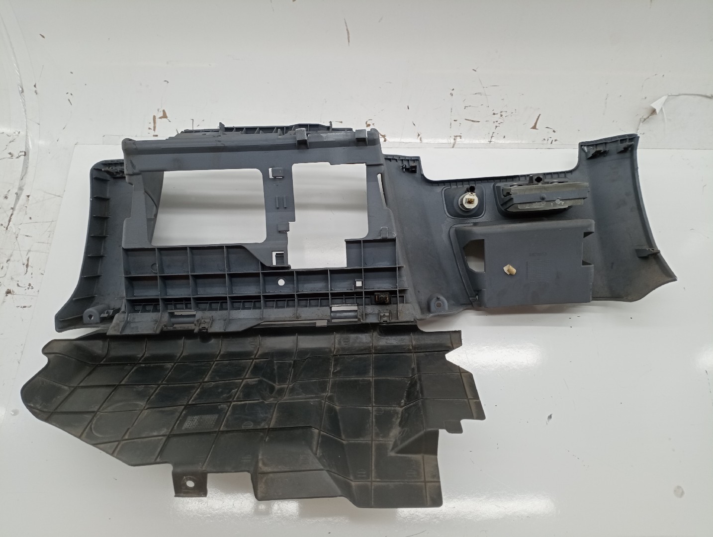 Moldura de tablier MITSUBISHI SPACE STAR Veículo multiuso (DG_A) | 98 - 04 Imagem-5