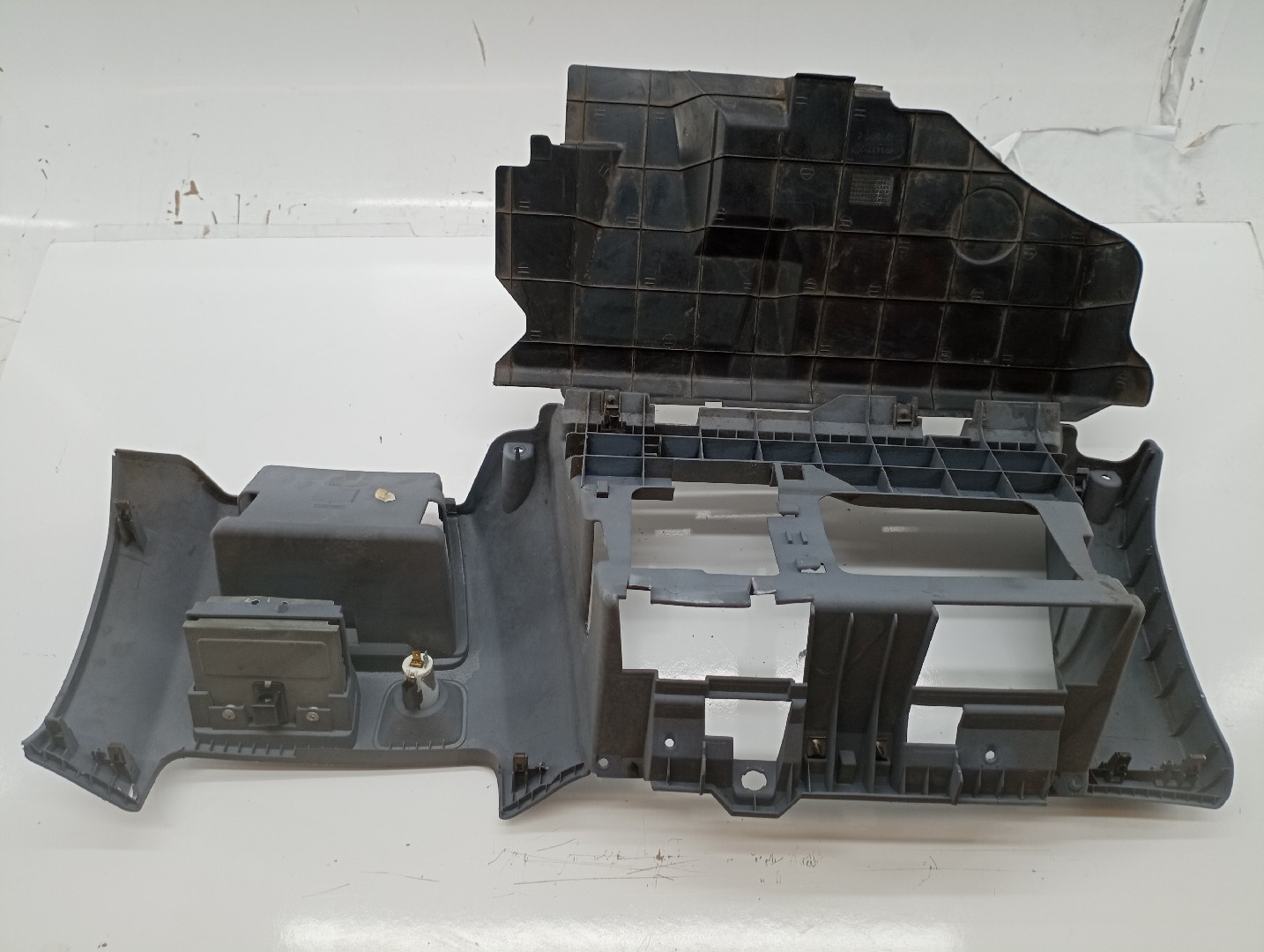 Moldura de tablier MITSUBISHI SPACE STAR Veículo multiuso (DG_A) | 98 - 04 Imagem-6
