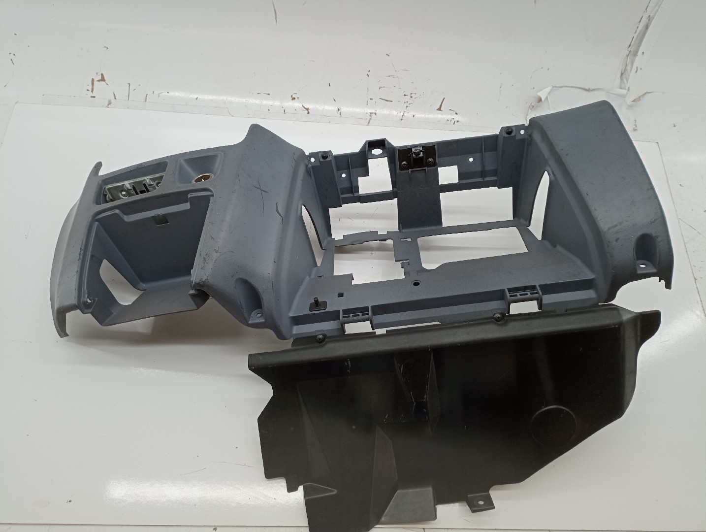 Moldura de tablier MITSUBISHI SPACE STAR Veículo multiuso (DG_A) | 98 - 04 Imagem-7