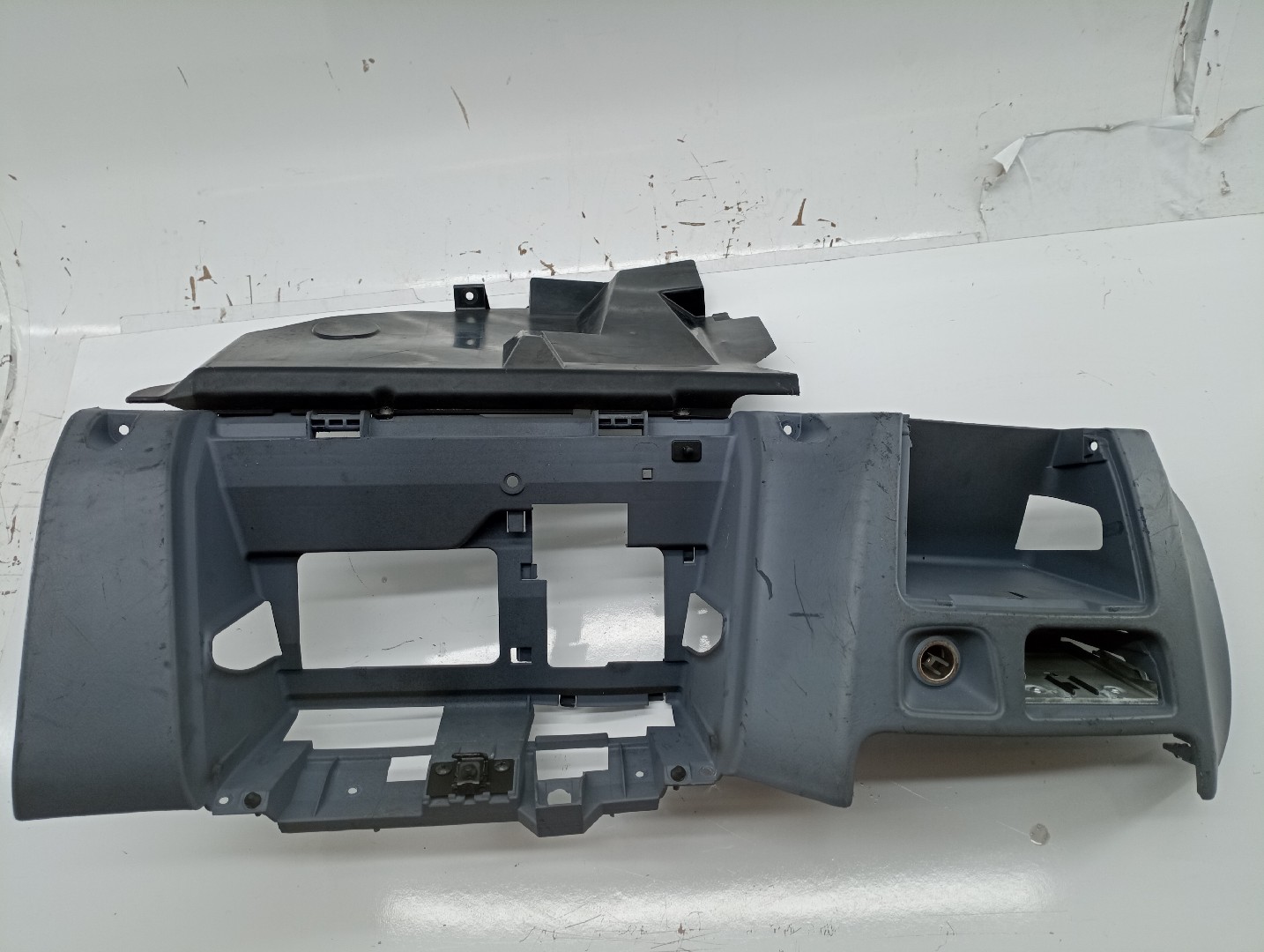 Moldura de tablier MITSUBISHI SPACE STAR Veículo multiuso (DG_A) | 98 - 04 Imagem-8