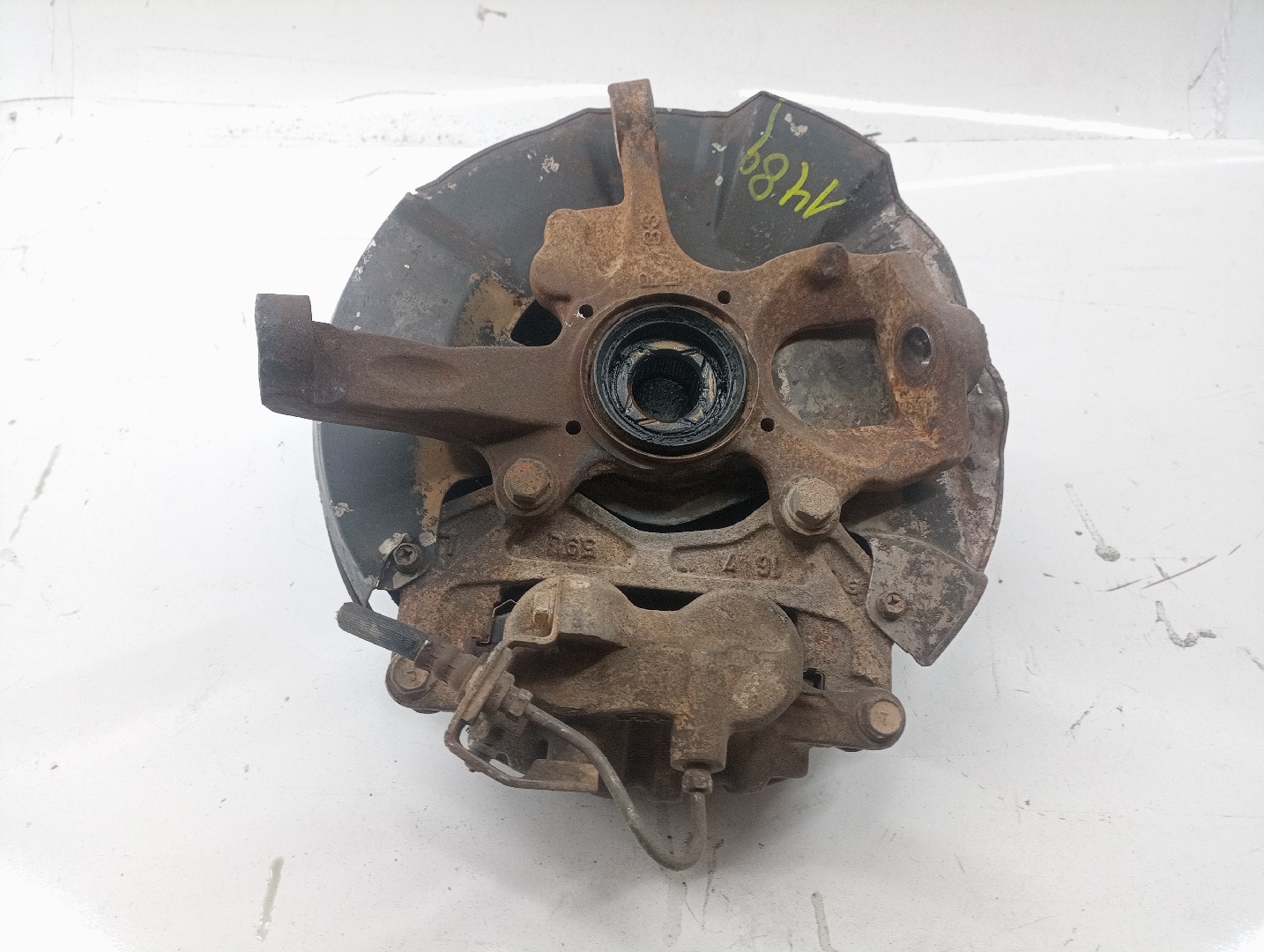 Manga de Eixo Frente Esquerda MITSUBISHI L 200 (K7_T, K6_T) | 96 - 11 Imagem-1