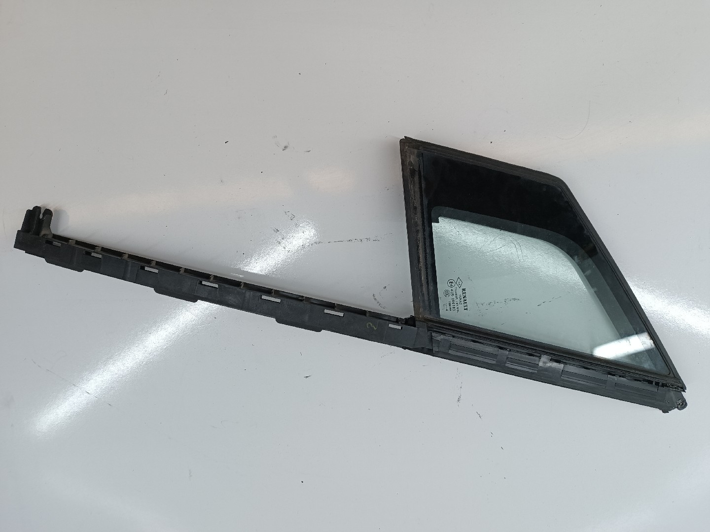 Vidro Pequeno Frente RENAULT CAPTUR I (J5_, H5_) | 13 - 