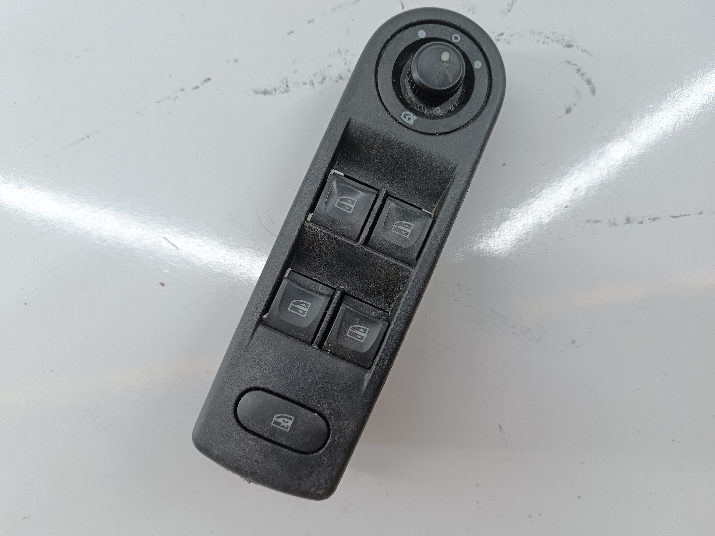 Comutador de vidro RENAULT CAPTUR I (J5_, H5_) | 13 - 