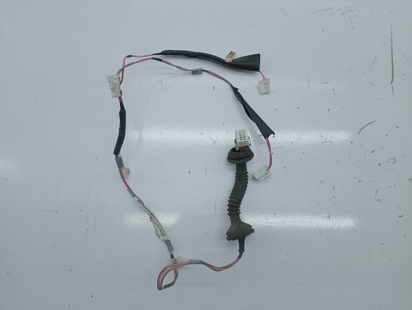 Instalação eléctrica porta trás direita TOYOTA YARIS (_P9_) | 05 - 14