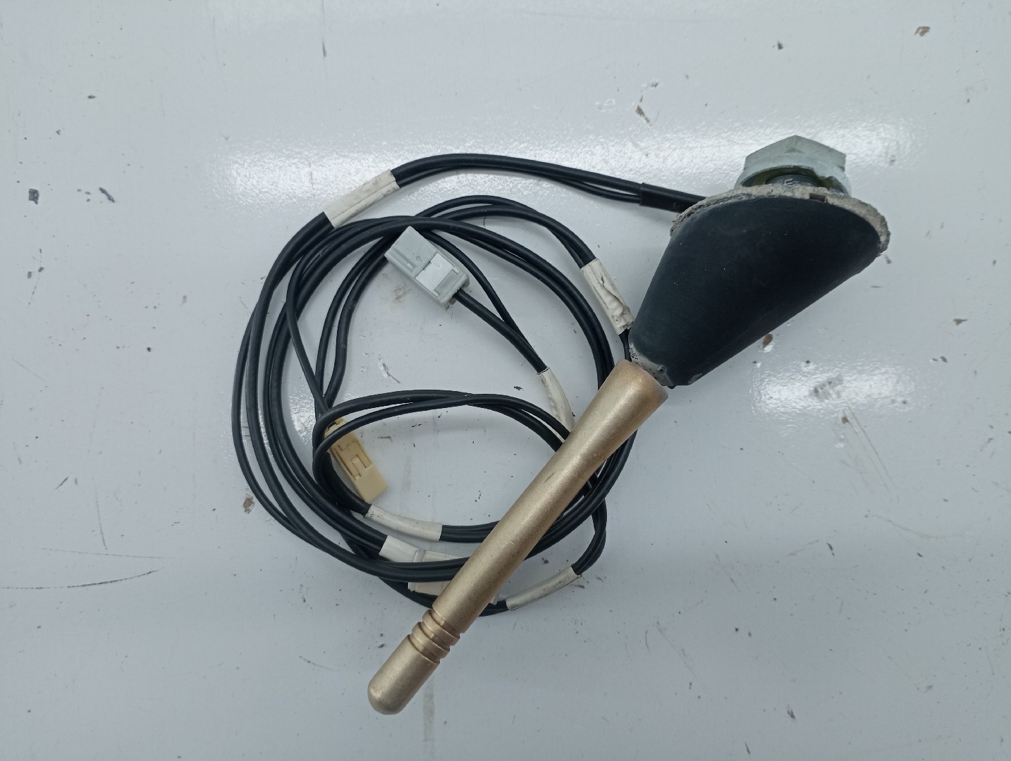 Antena TOYOTA YARIS (_P9_) | 05 - 14 Imagem-3