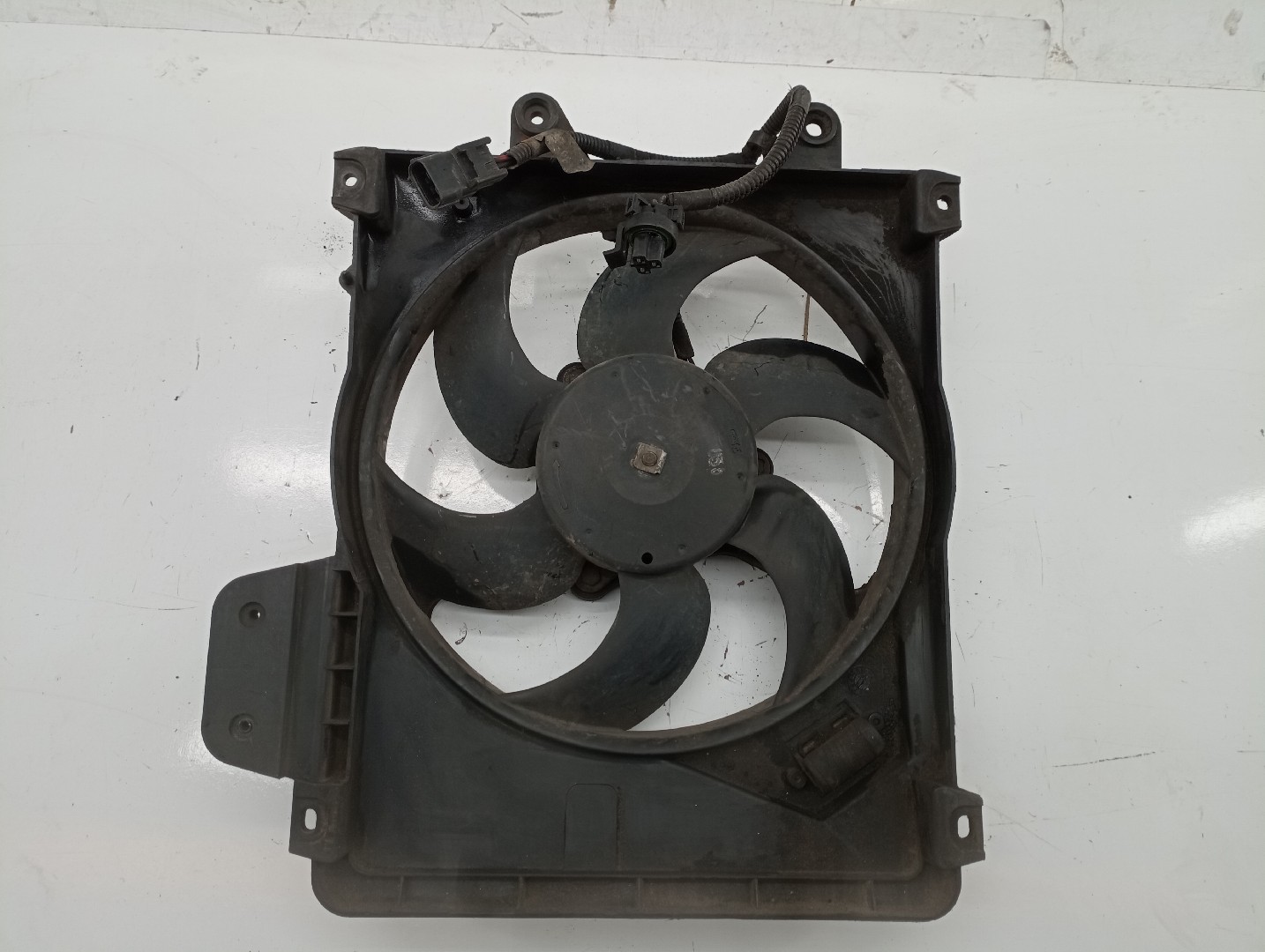 Termo ventilador PEUGEOT 205 Caixa | 90 - 97 Imagem-3