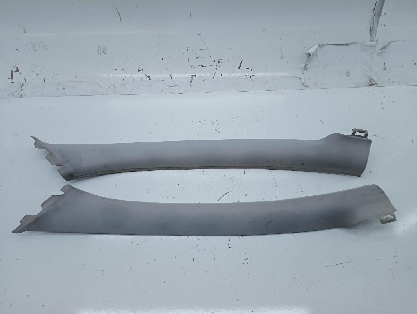 Moldura de pilar A RENAULT LAGUNA II Grandtour (KG0/1_) | 01 - 07