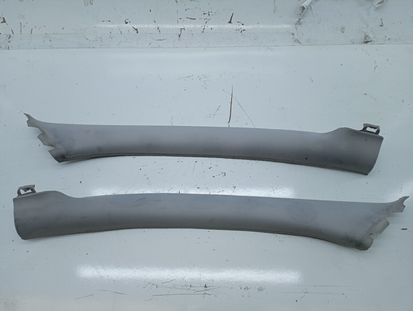 Moldura de pilar A RENAULT LAGUNA II Grandtour (KG0/1_) | 01 - 07 Imagem-5