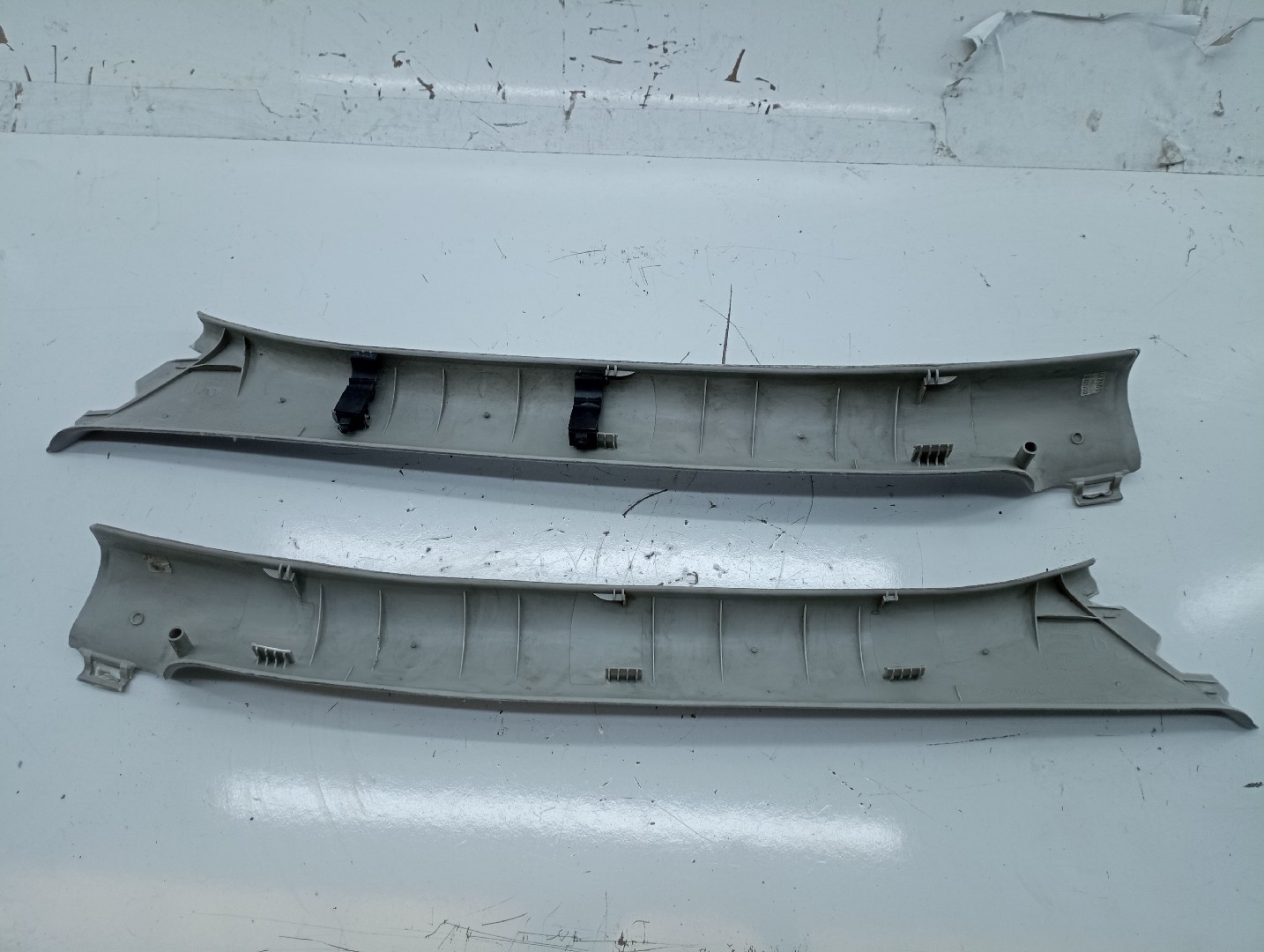 Moldura de pilar A RENAULT LAGUNA II Grandtour (KG0/1_) | 01 - 07 Imagem-4
