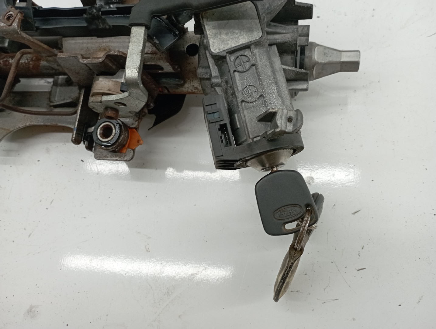 Coluna de direção com canhão de ignição FORD TRANSIT CONNECT (P65_, P70_, P80_) | 02 -  Imagem-2