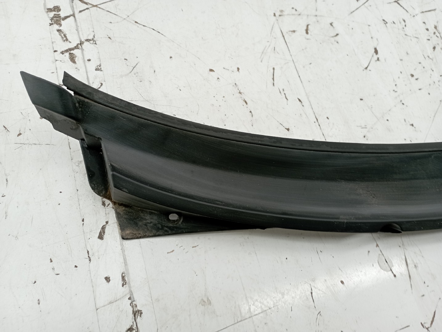 Grelha de torpedo MITSUBISHI SPACE STAR Veículo multiuso (DG_A) | 98 - 04 Imagem-2