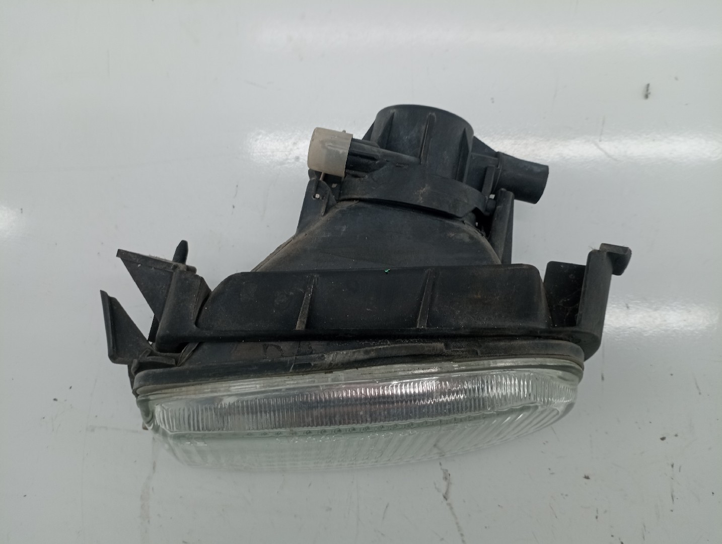 Farol Nevoeiro Frente Direito RENAULT MEGANE I (BA0/1_) | 95 - 04 Imagem-1