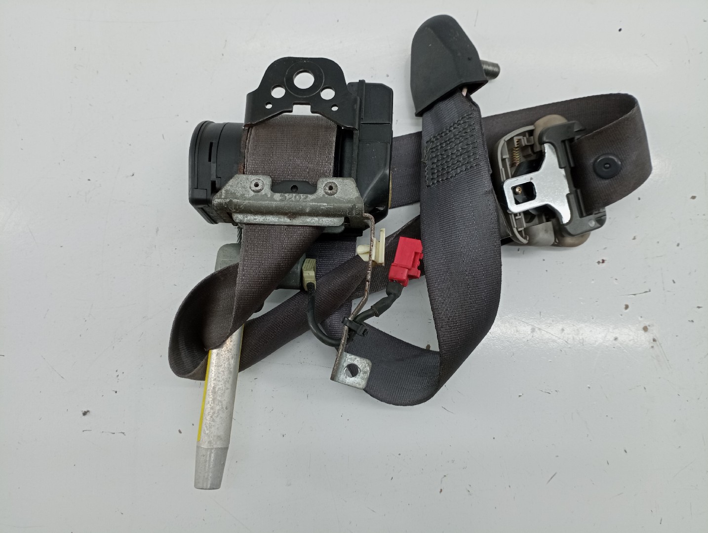 Cinto Frente Direito MITSUBISHI SPACE STAR Veículo multiuso (DG_A) | 98 - 04 Imagem-1