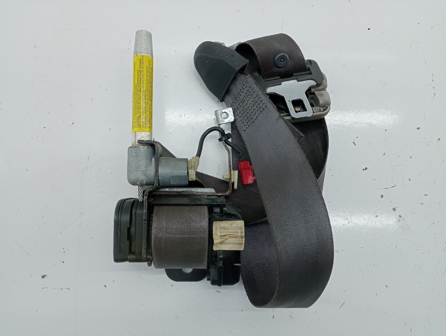 Cinto Frente Direito MITSUBISHI SPACE STAR Veículo multiuso (DG_A) | 98 - 04