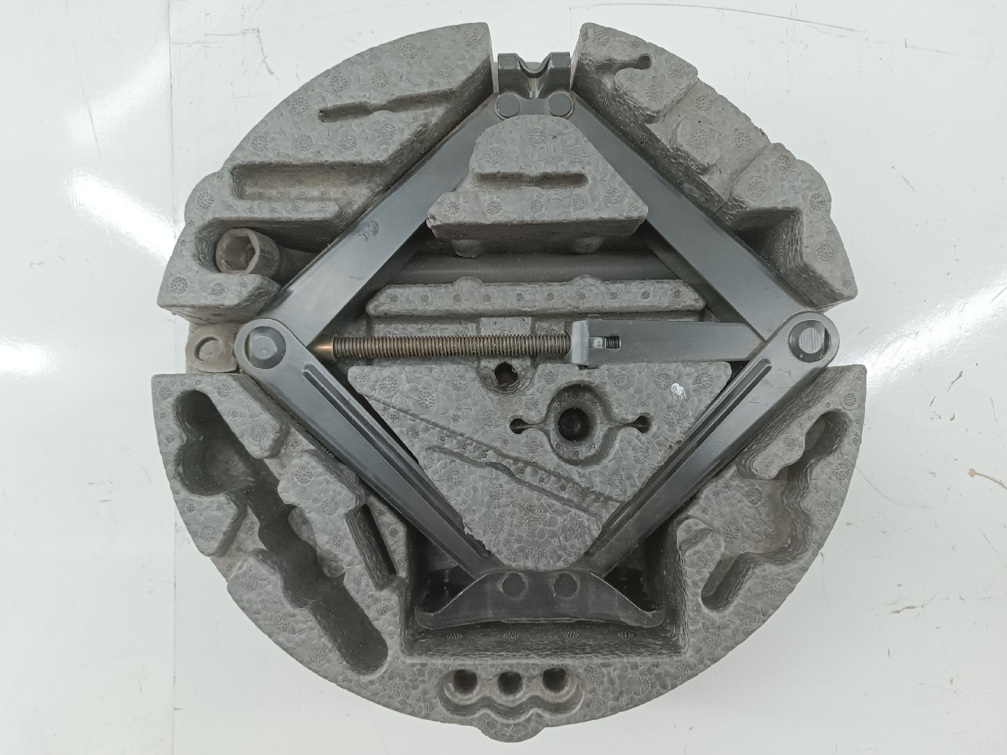 Kit pneu suplente OPEL ASTRA H Combi (A04) | 04 - 14 Imagem-2