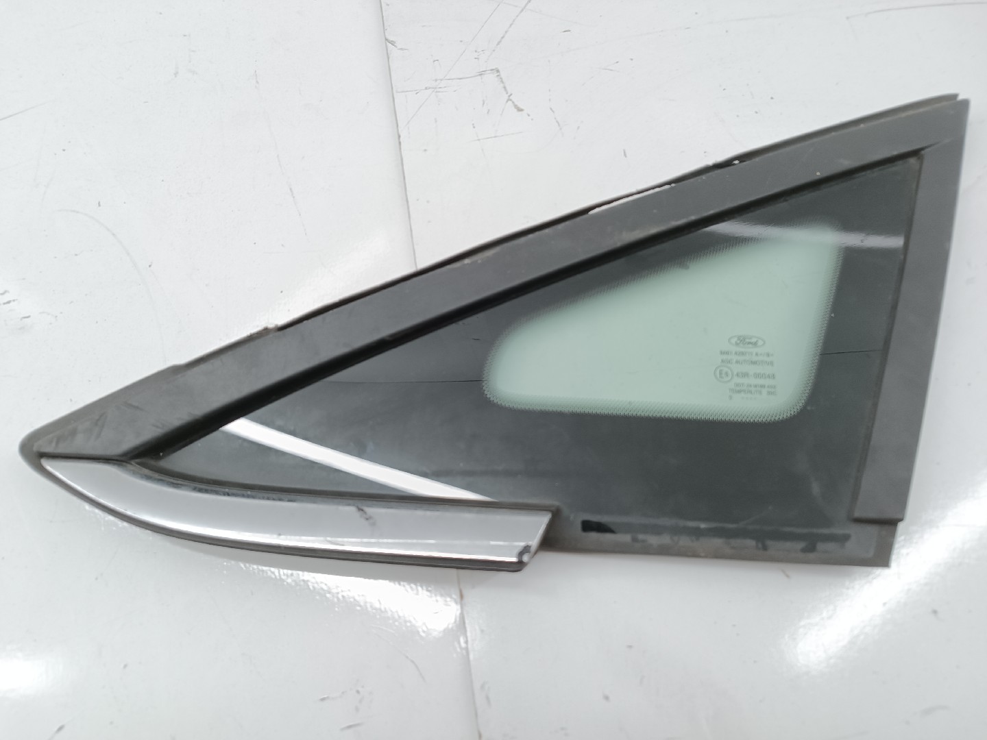 Vidro Triangular Frente Esquerdo FORD FIESTA VI (CB1, CCN) | 08 -  Imagem-1