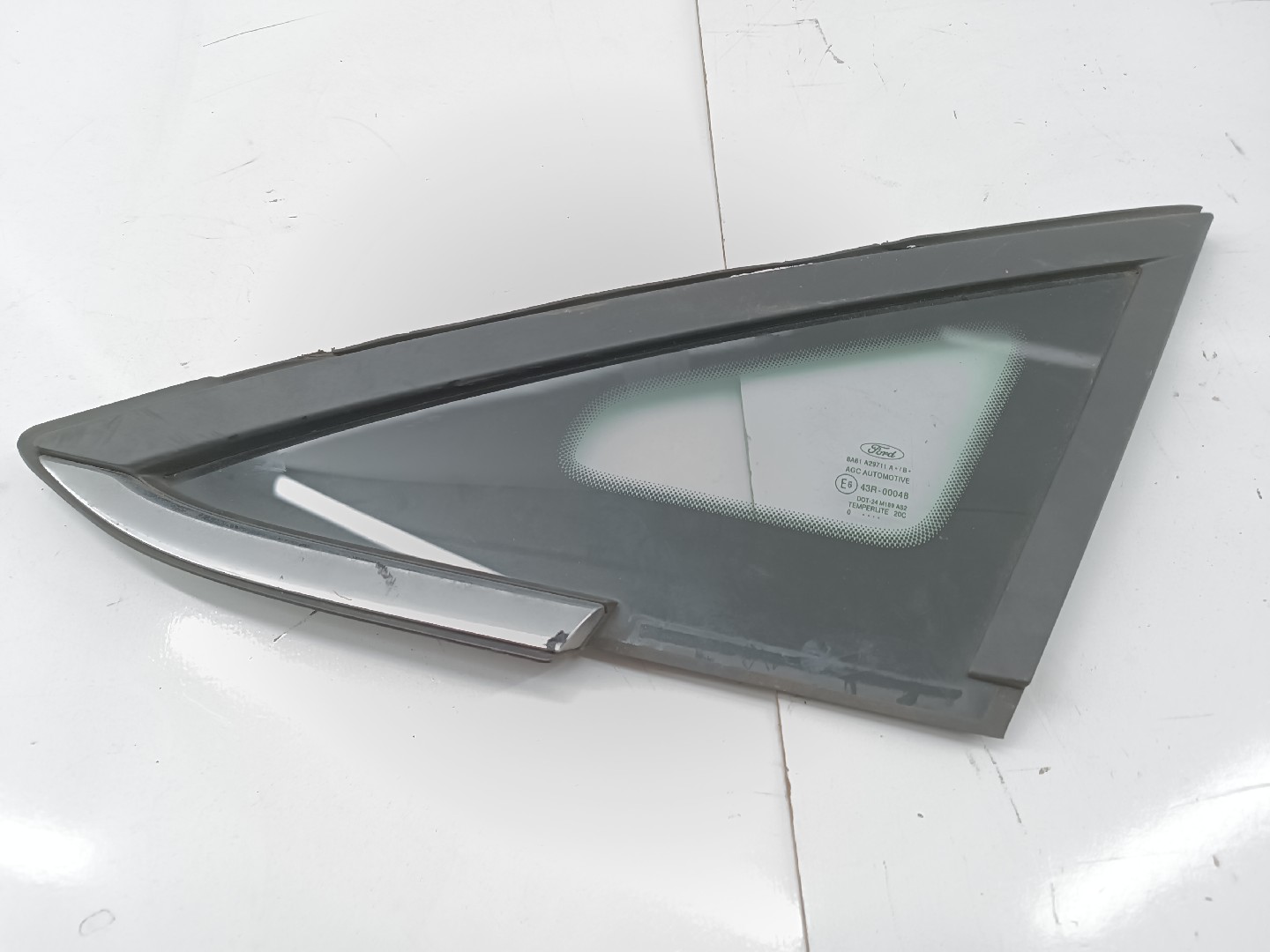 Vidro Triangular Frente Esquerdo FORD FIESTA VI (CB1, CCN) | 08 -  Imagem-1