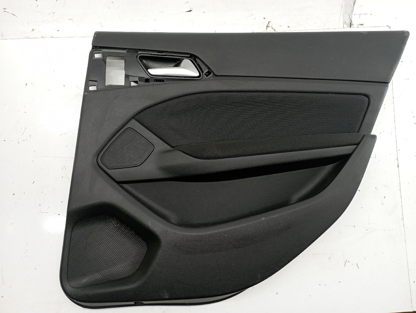Quartela de porta trás direita PEUGEOT 308 SW II | 14 - 
