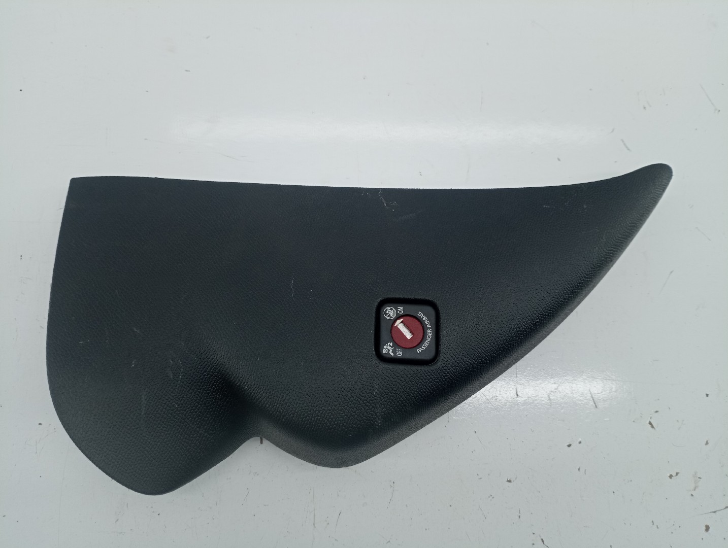 Capa lateral de tablier PEUGEOT 308 SW II | 14 - 