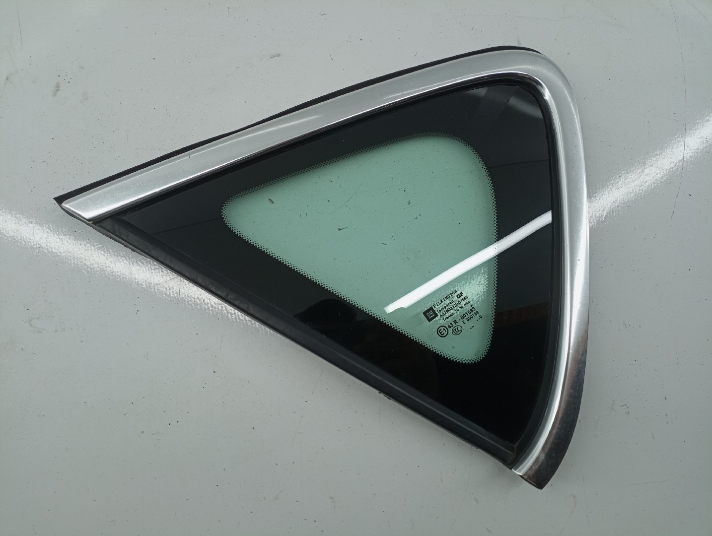 Vidro Traseiro Pequeno Esquerdo OPEL ASTRA J (P10) | 09 - 15 Imagem-1